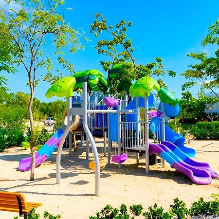 Cayman Luxury Rentals At One Canal Point Джордж Таун Екстериор снимка