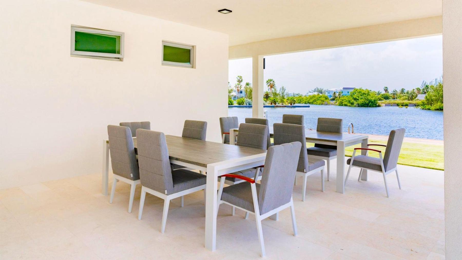 Cayman Luxury Rentals At One Canal Point Джордж Таун Екстериор снимка